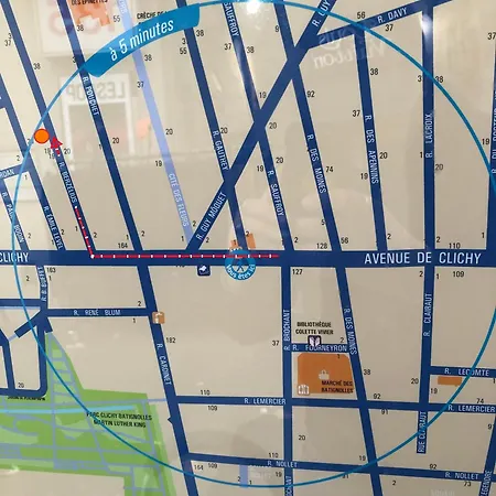 Appartamento Charmante Studette De 18 M2-séjour économique à - Rez De Chaussée Calme Sur Patio Privé - Grand Canapé-lit Clic Clac Pour 2 Personnes - Kitchenette - Salle De Bains - 5 Minutes Du Métro Brochant De La Ligne 13,bus 54 74 Et 31 Vers Sites Tourist